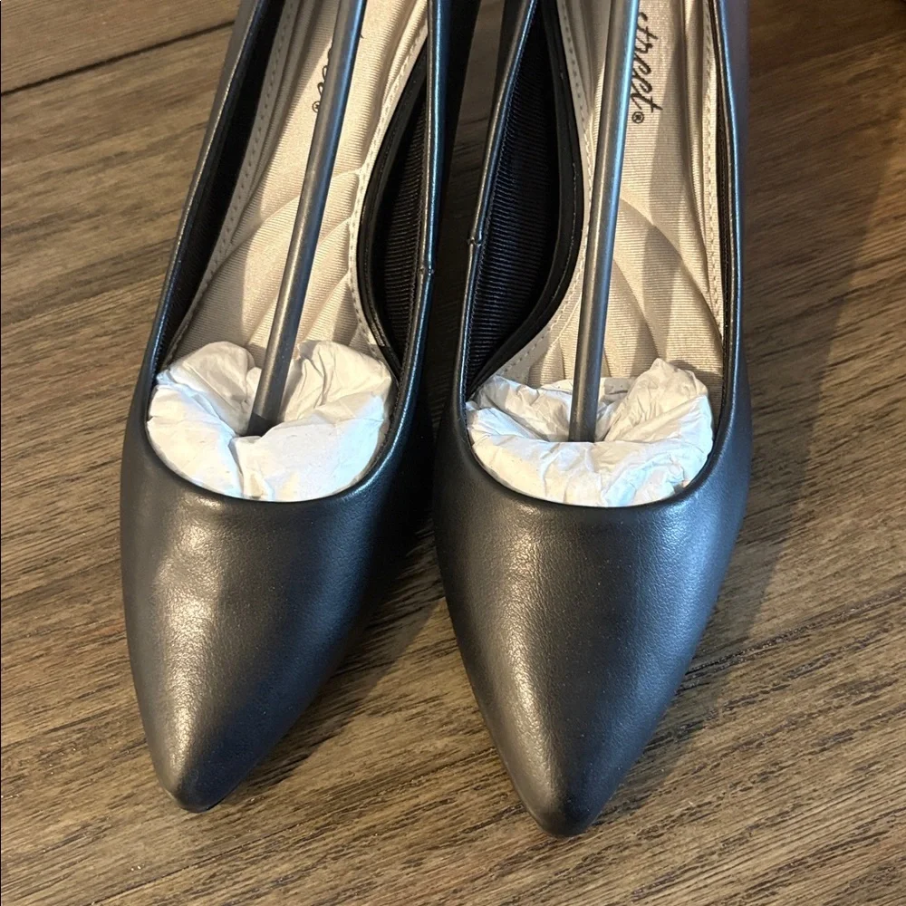NIB [Easy Street] Pointe Pointed Toe Stiletto Wide Heel Pumps Black Women’s 8.5 - Picture 8 of 12
